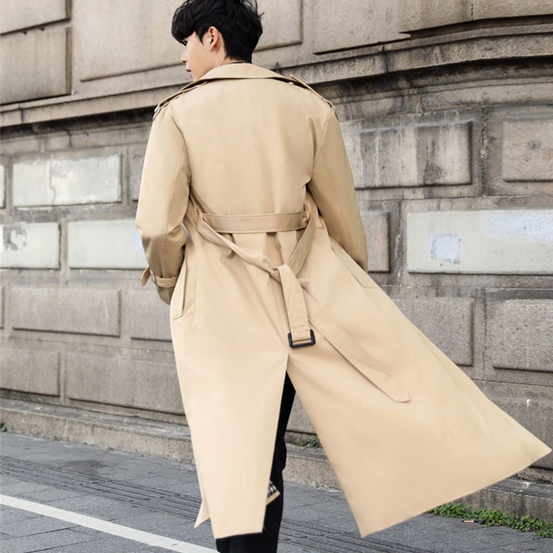 Men's long double-breasted trench coat with belt, flap pockets and checked interior panel