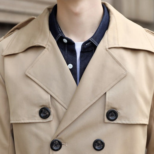 Men's long double-breasted trench coat with belt, flap pockets and checked interior panel