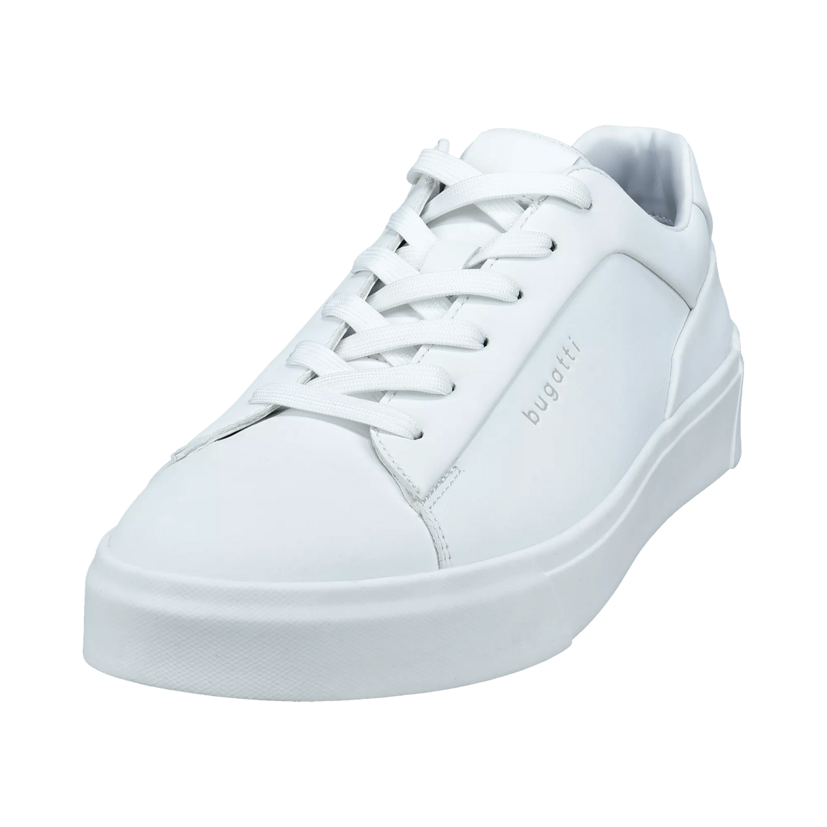 Men's white low-top lace-up trainers with a round toe and raised flat sole