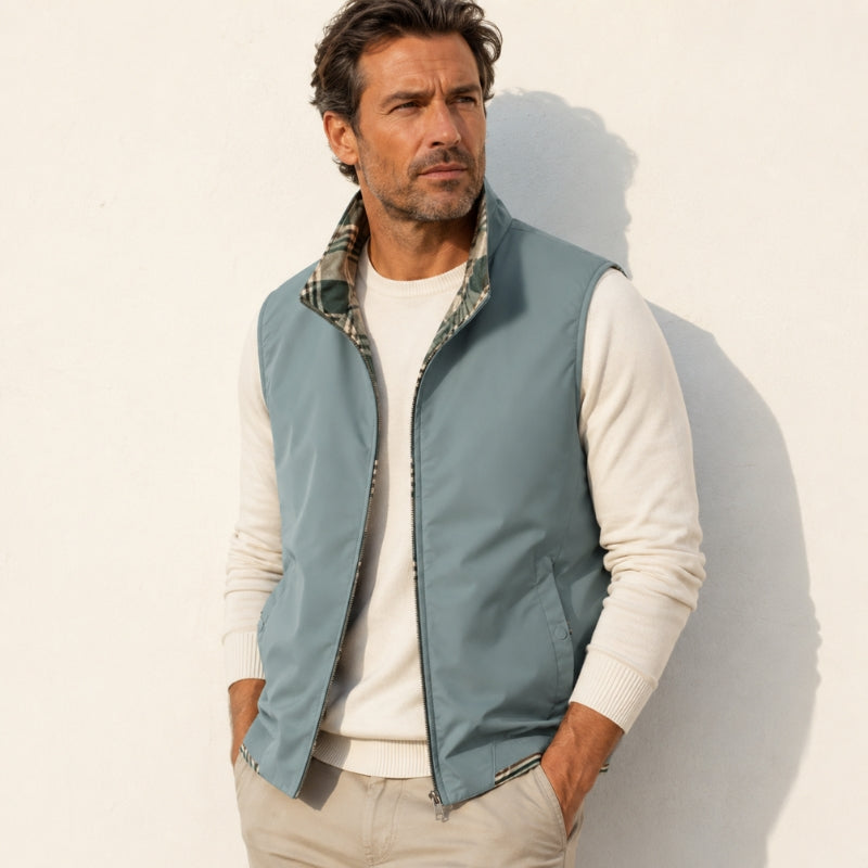 Men's sleeveless checked gilet vest with stand collar, zip front and angled pockets