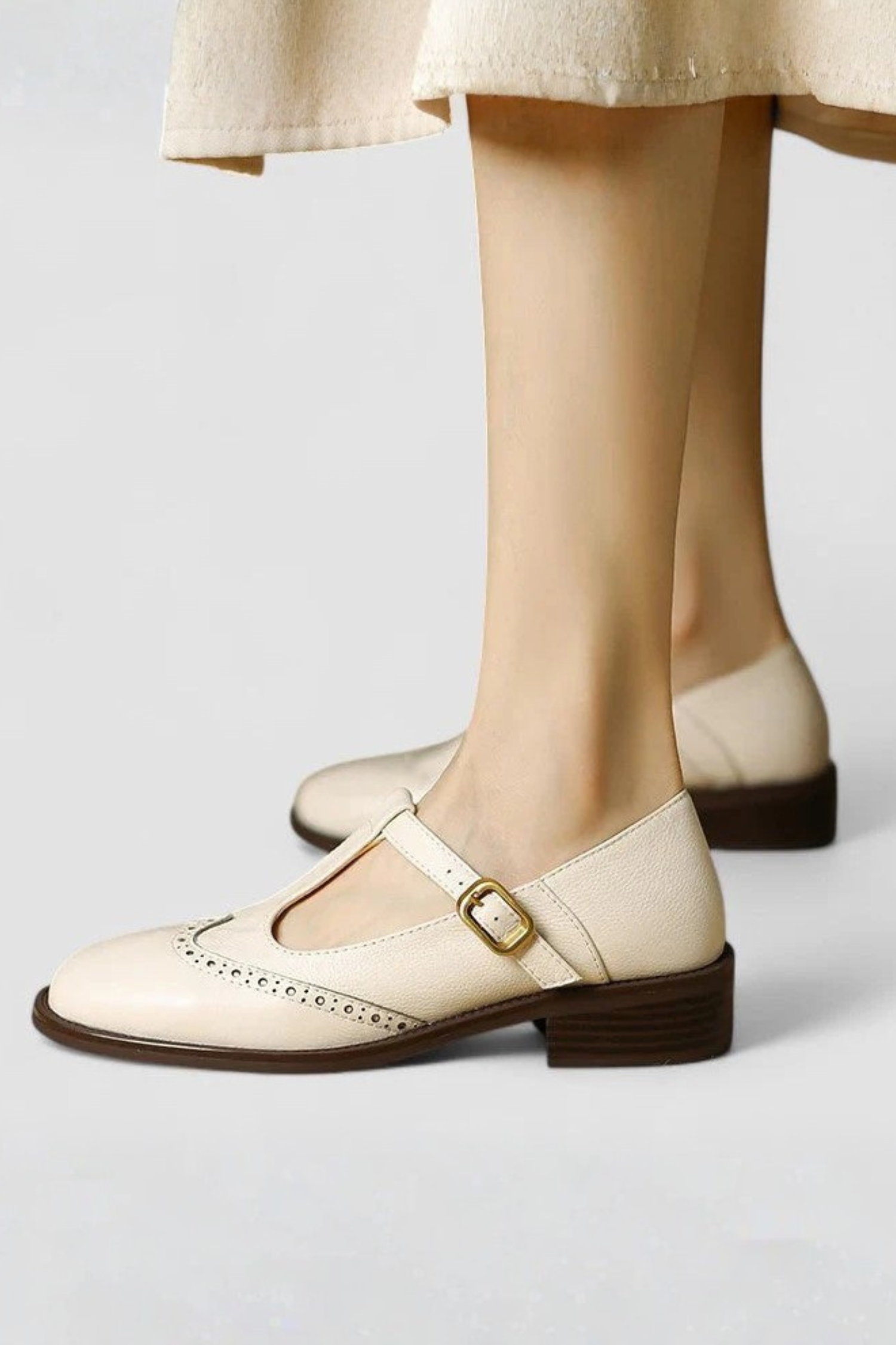 Women’s FlexiComfort Leather Flat Shoes