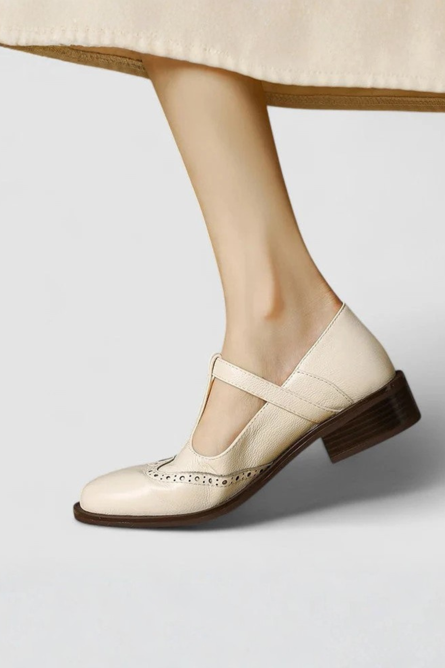 Women’s FlexiComfort Leather Flat Shoes