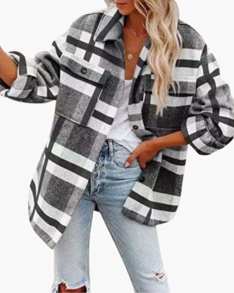 Women's oversized checked jacket with shirt collar and button front