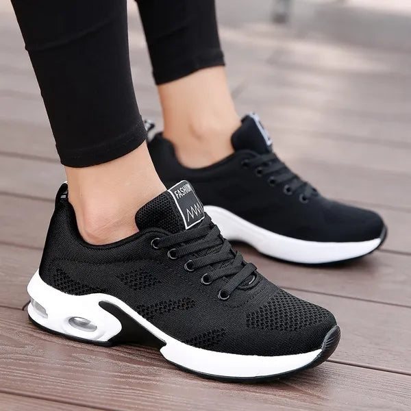 Women's Knit Trainers Lace-Up Air Cushion Platform