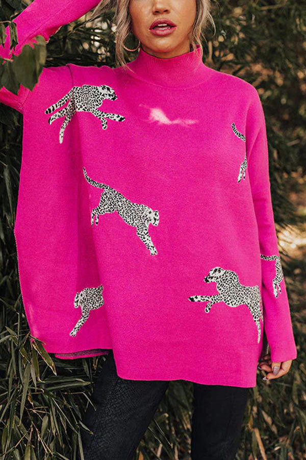 Women's relaxed leopard print sweatshirt with mock neck, long sleeves and split hem