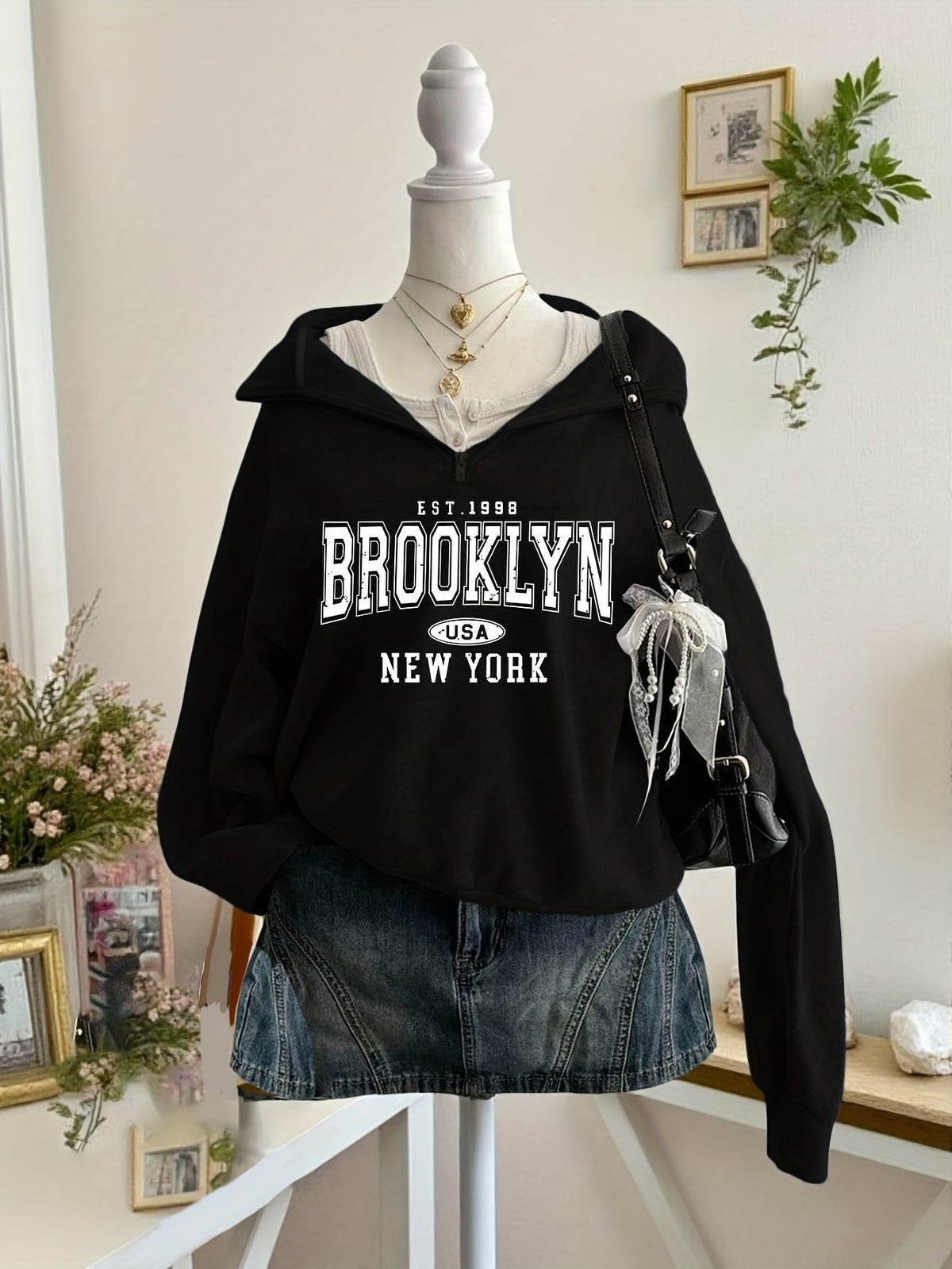 Women's hooded zip hoodie with Brooklyn USA New York front print