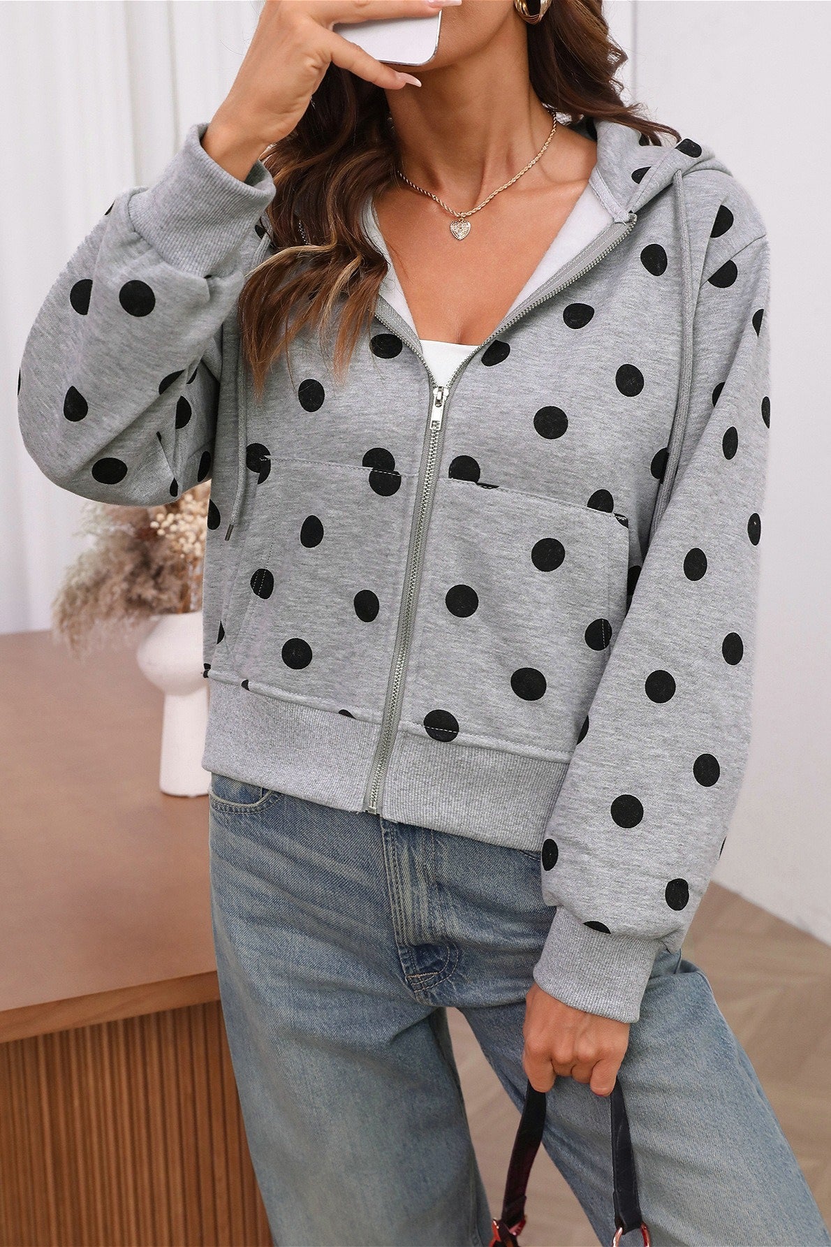 Women's cropped polka dot hoodie with hood, long sleeves and front zip