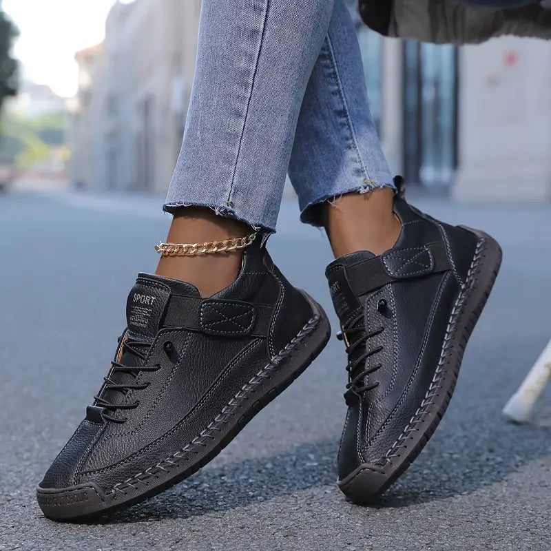 Women's Leather Sneakers Lace-Up Stitch Detail - Black