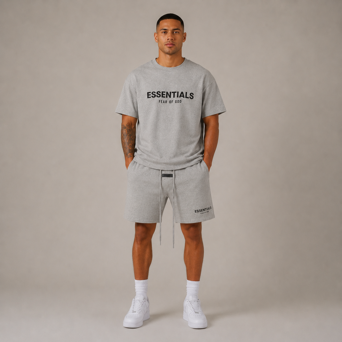 Men's short-sleeved graphic T-shirt and above-knee shorts set