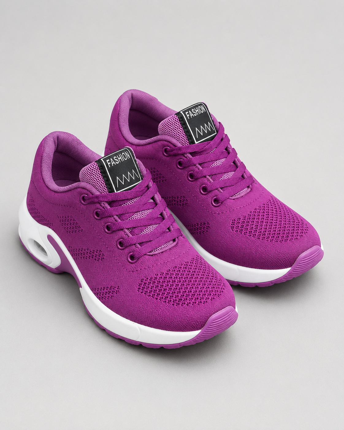 Women's textured lace-up trainers with chunky contrast soles