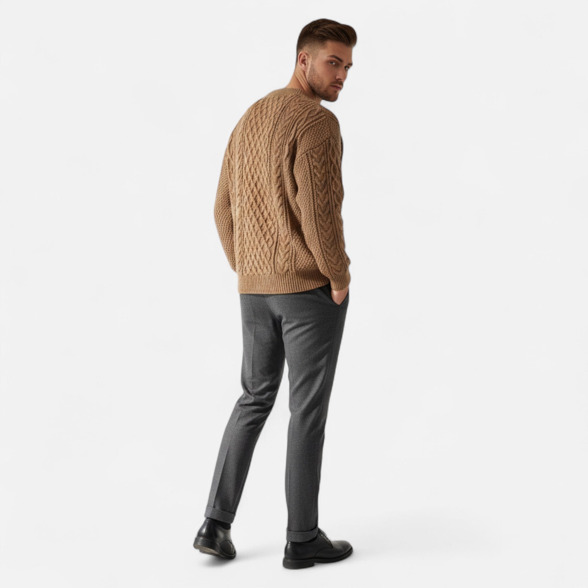 Men's cable knit crew neck jumper with long sleeves and ribbed trims