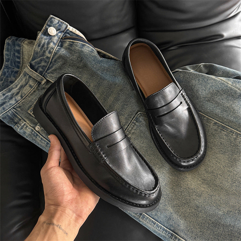 Men's classic penny loafers with moc toe and low heel