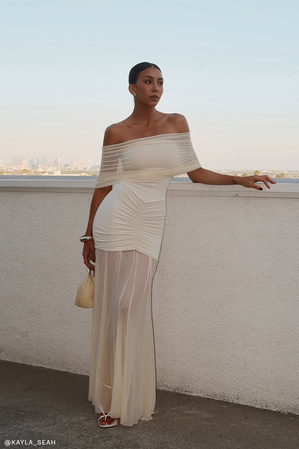 Women’s Off-Shoulder Ruched Mesh Maxi Dress | Champagne Ivory Evening Gown