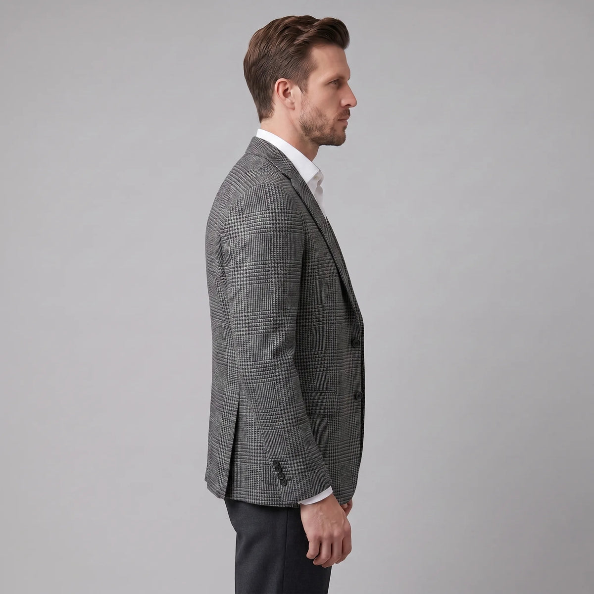 Men's checked single-breasted blazer with notched lapels and long sleeves