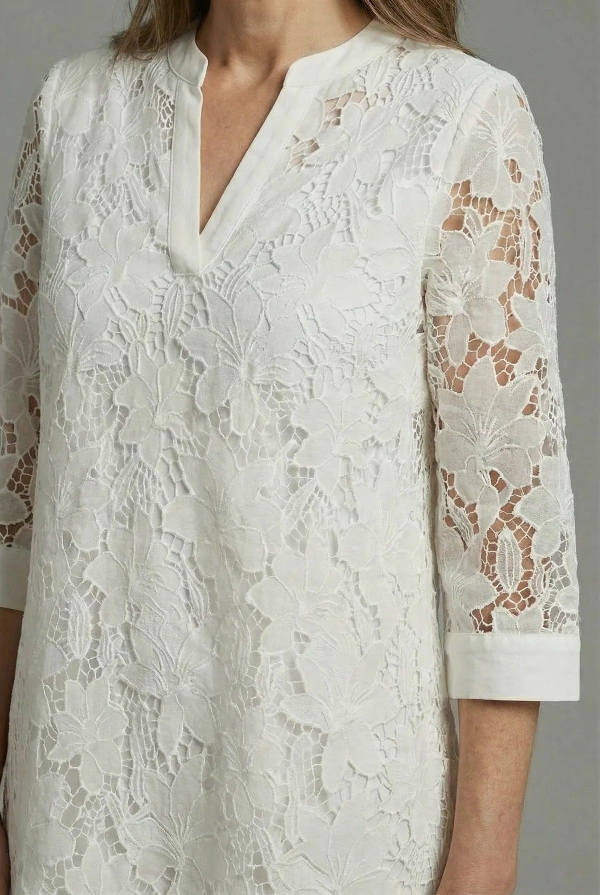 Women’s Embroidered Lace Notched Midi Dress