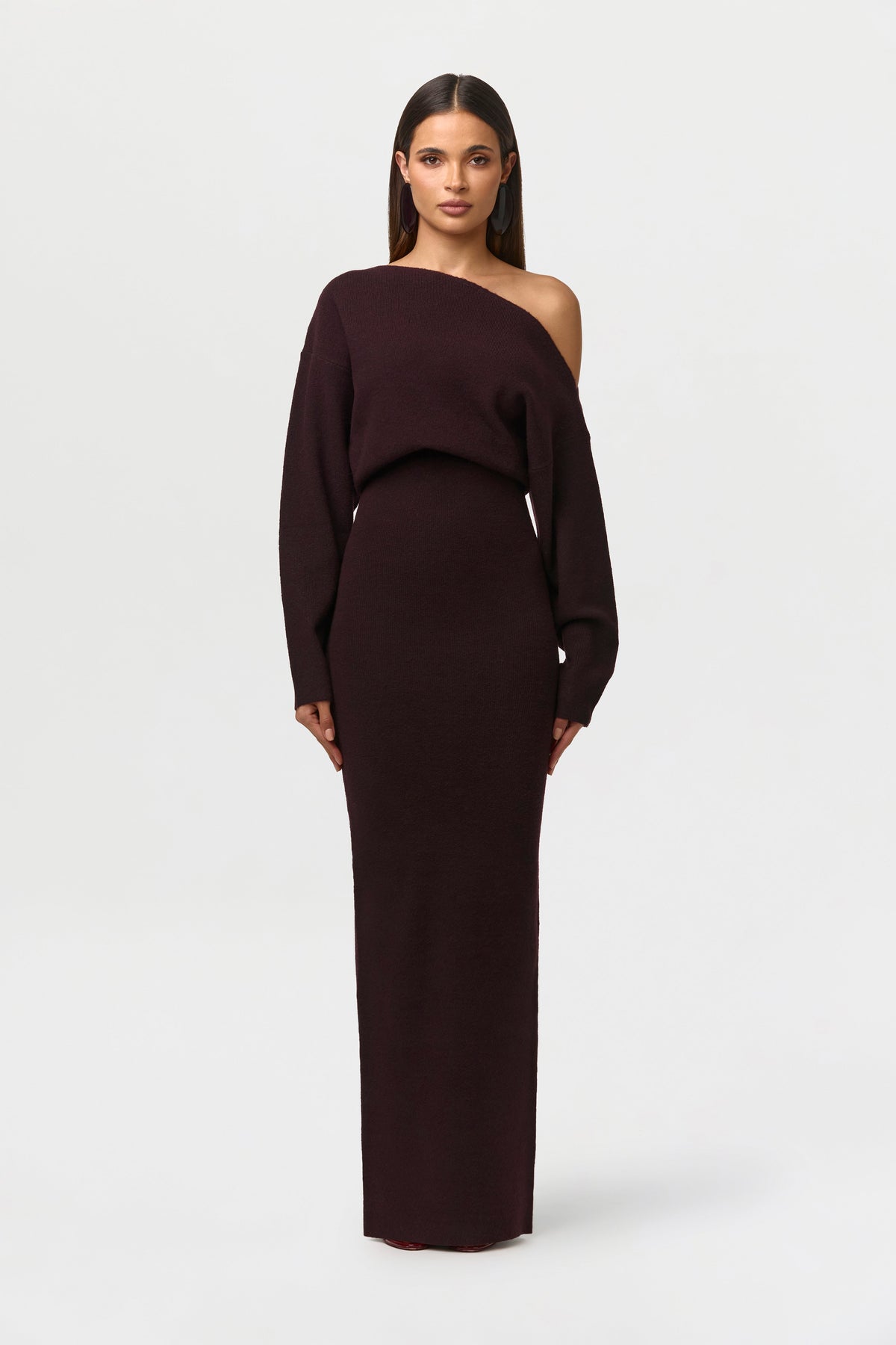 Women's asymmetric off-shoulder knit maxi dress with long sleeves