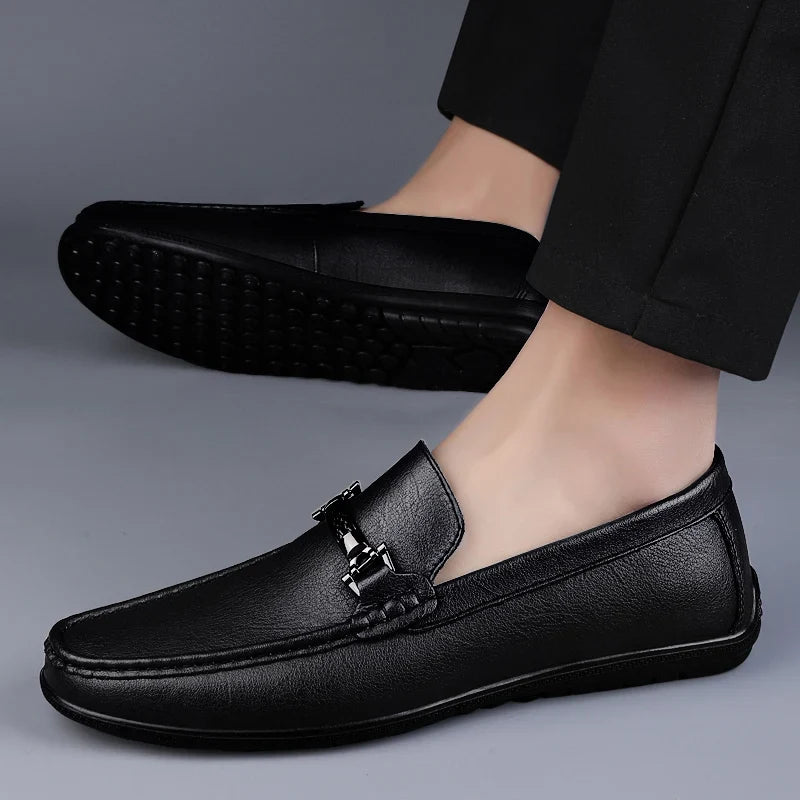 Men's slip-on loafers with horsebit trim and round toe