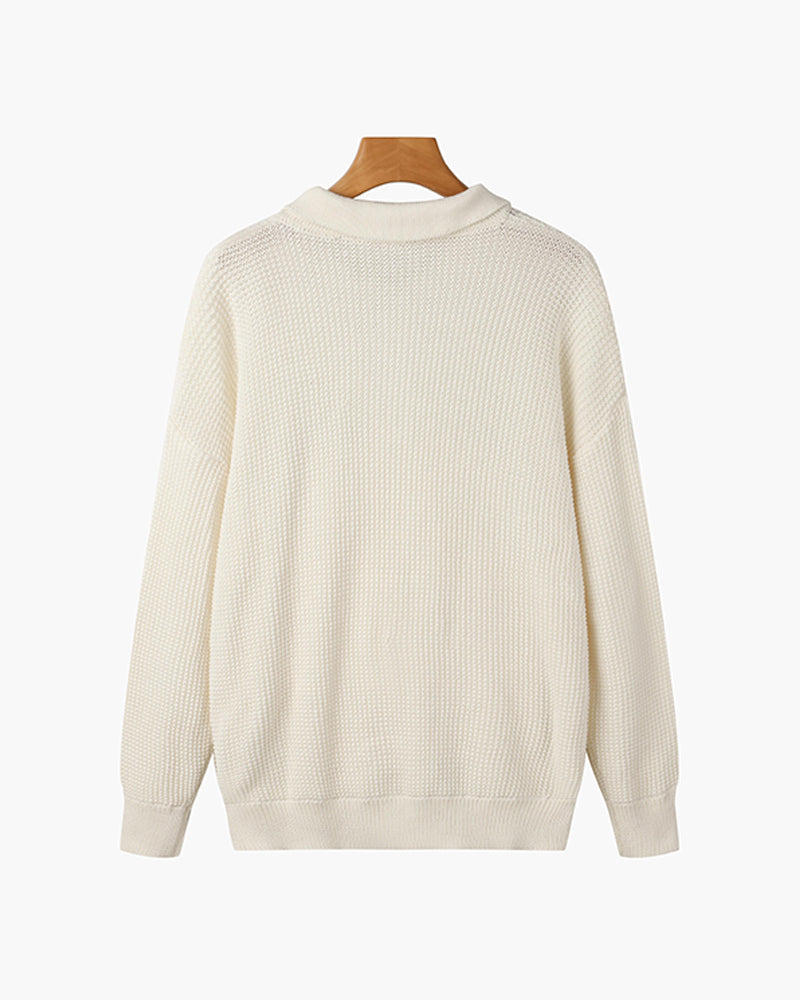 Men's textured collared sweater with half-zip fastening and long sleeves