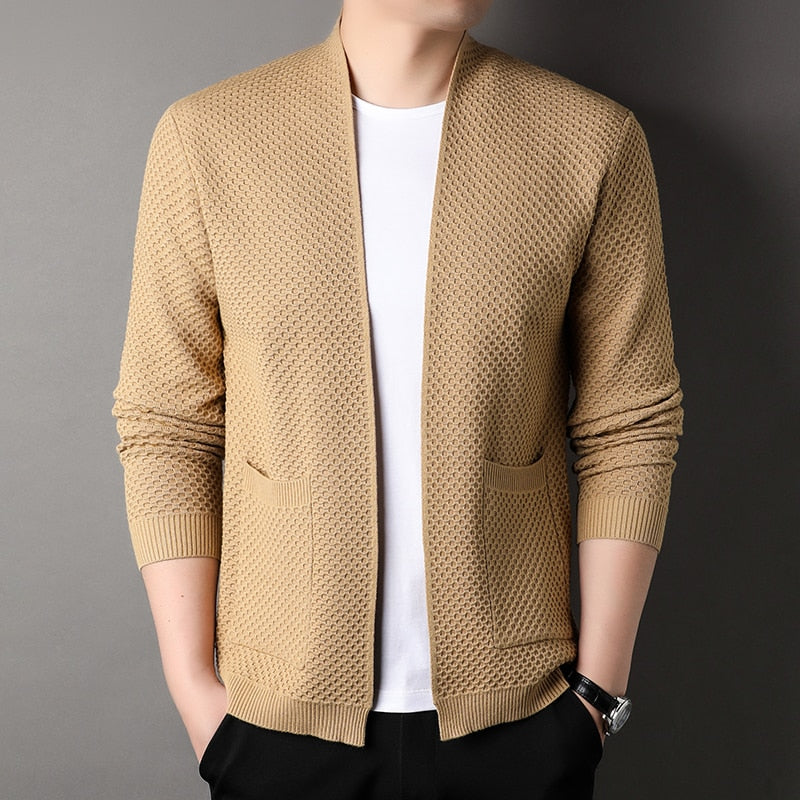 Men's textured knit cardigan with open front, long sleeves and front pockets