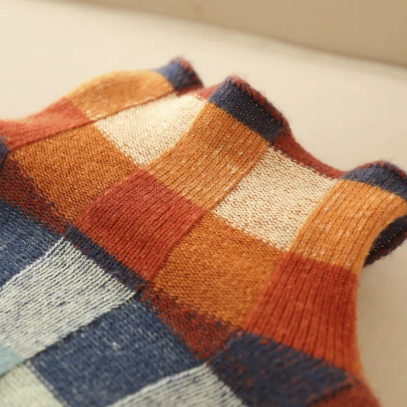 Women's multicoloured checked mock neck jumper with long sleeves