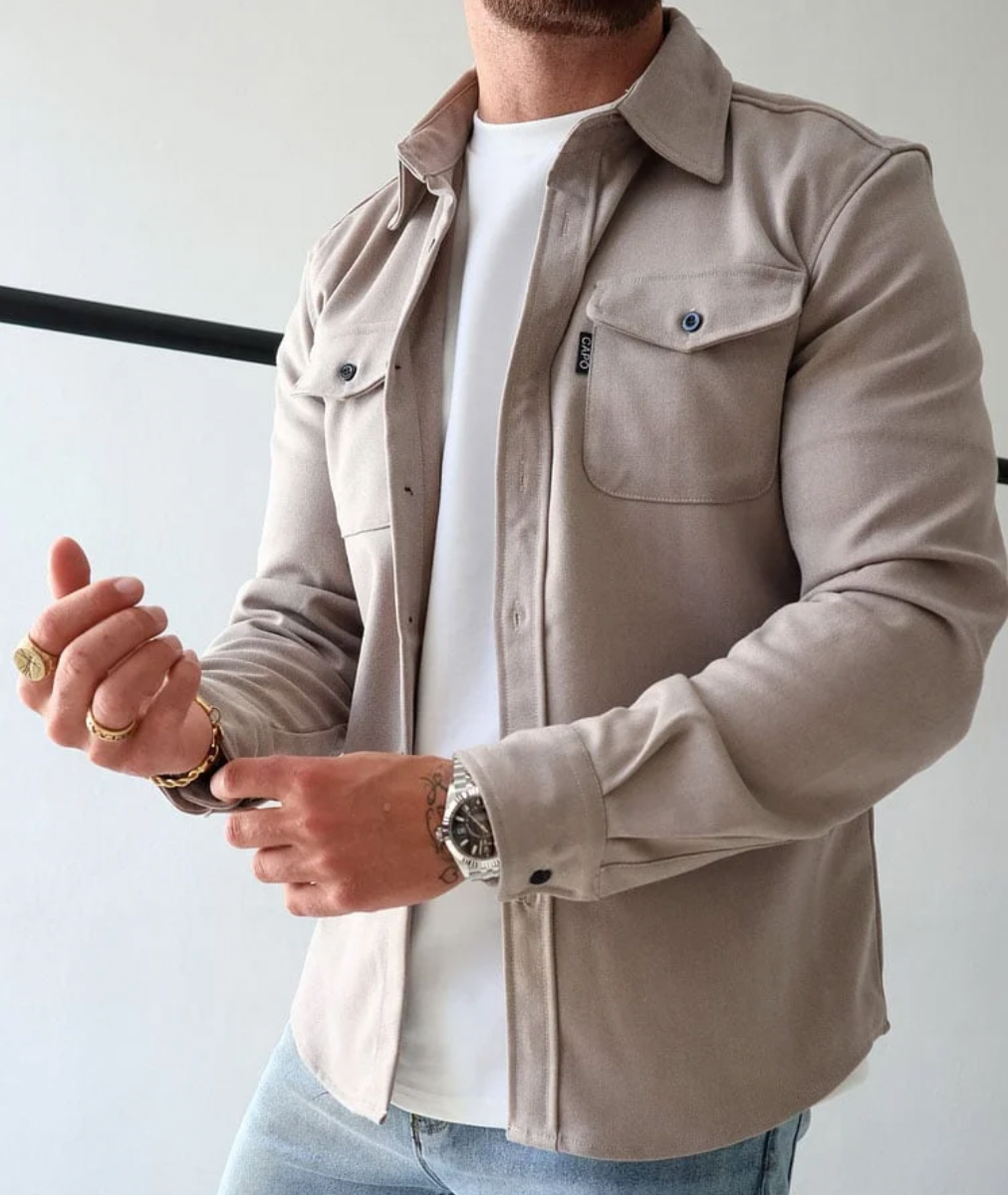 Men's long-sleeve button-front shirt jacket with two flap chest pockets