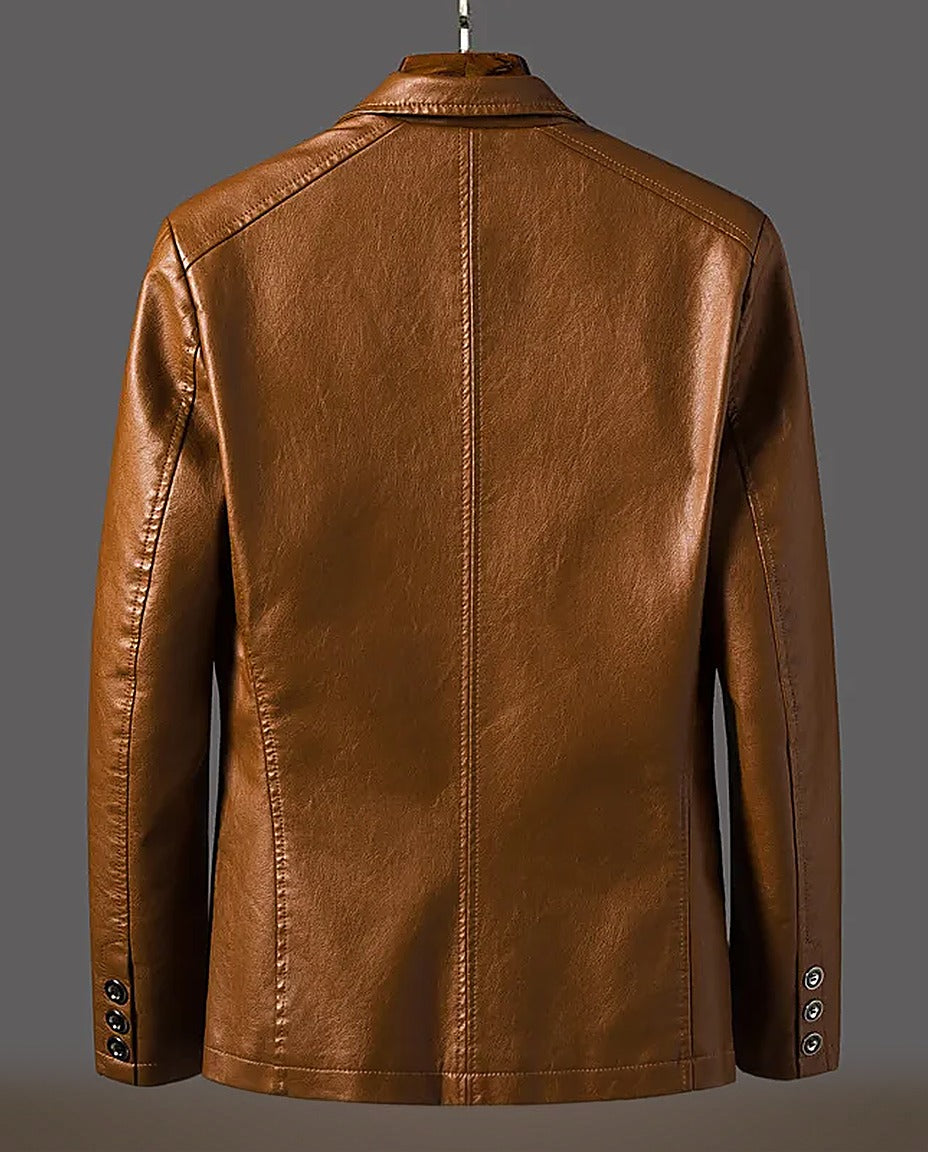 Men's textured blazer with notch lapels, long sleeves, button front and patch pockets