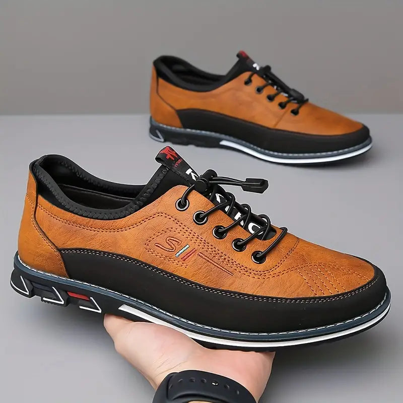 Men's panelled lace-up trainers with round toe and layered flat sole