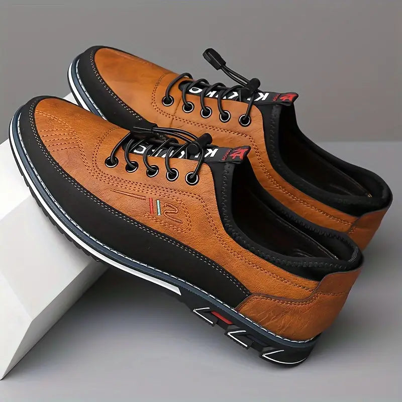 Men's panelled lace-up trainers with round toe and layered flat sole