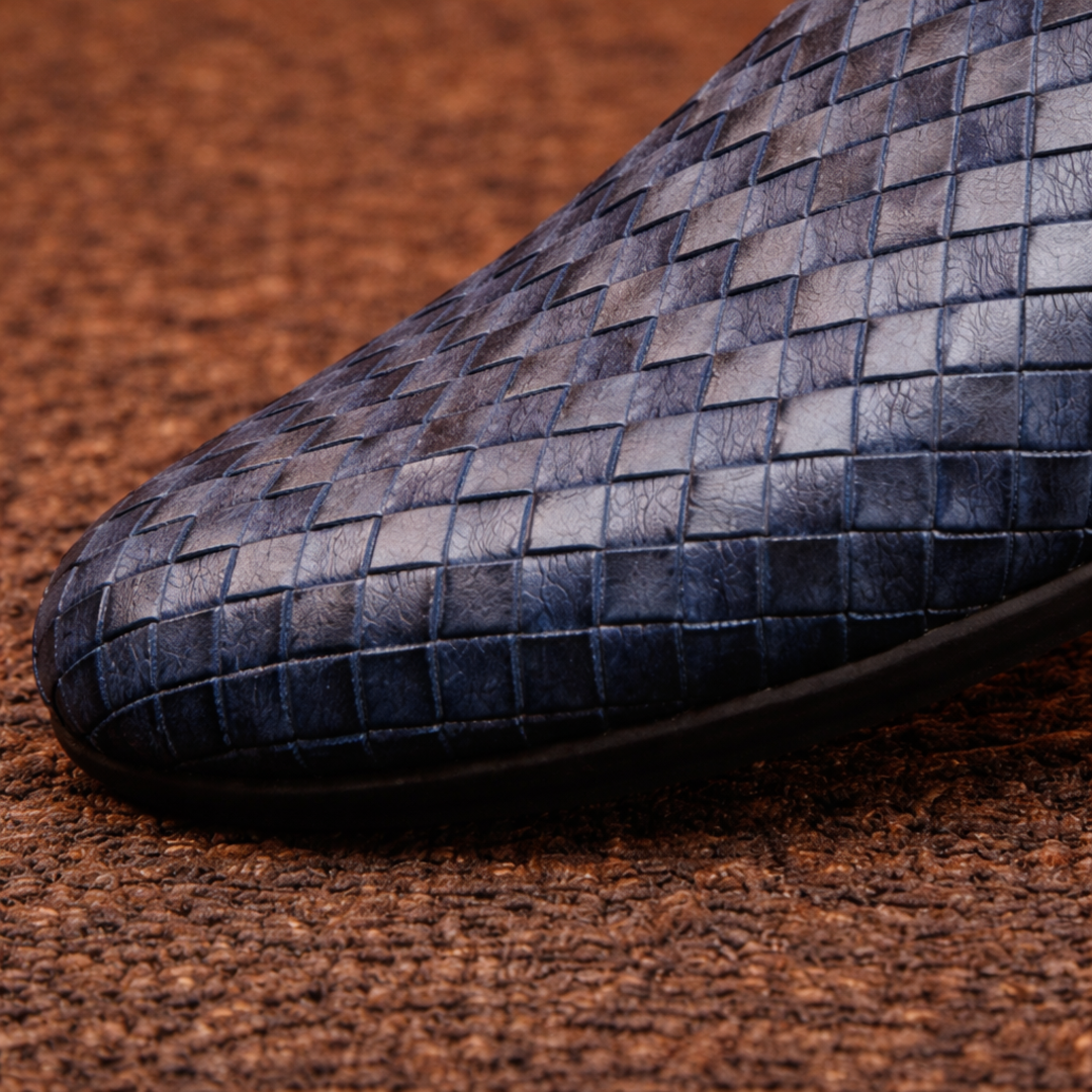 Men's woven slip-on loafers with rounded toes and flat soles