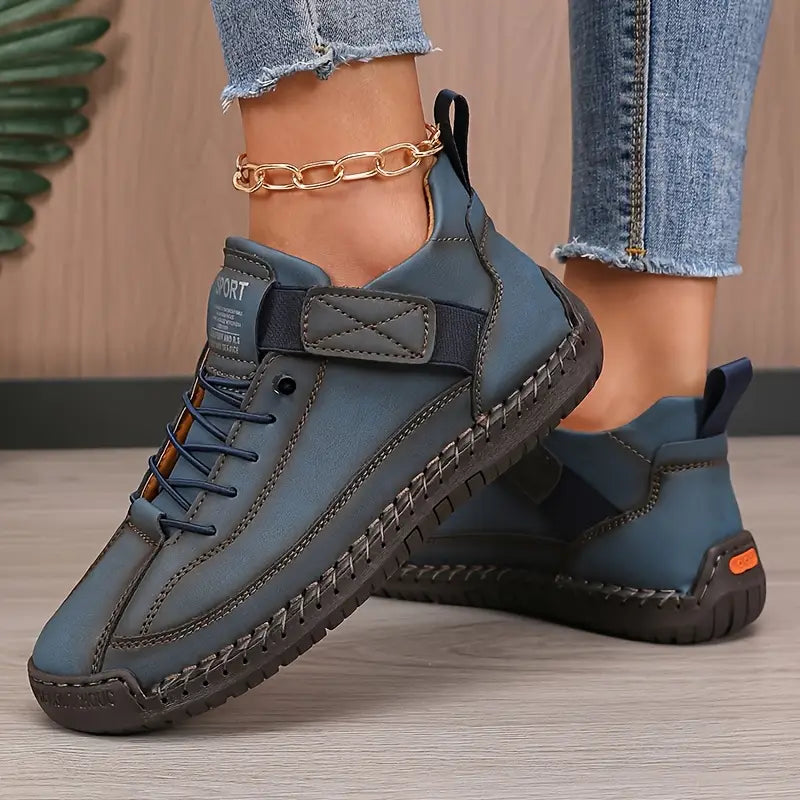 Women's Leather Sneakers Lace-Up Stitch Detail - Navy