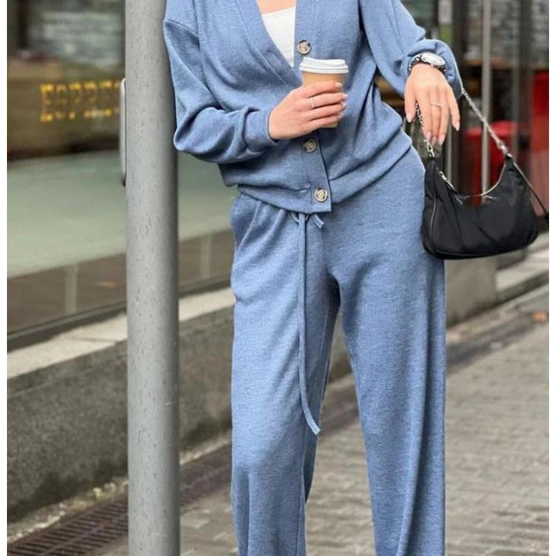 Women's knitted cardigan and straight-leg trousers set with V-neck and button front