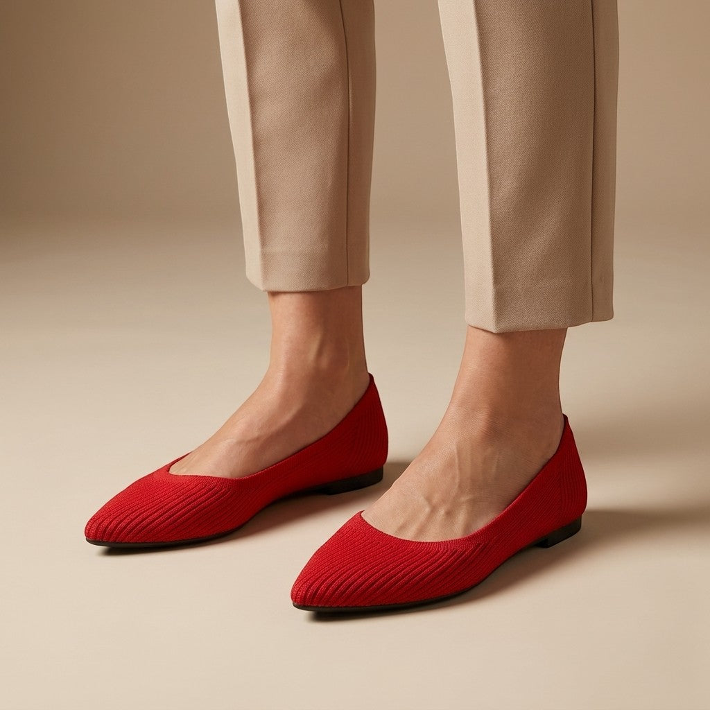 Women's pointed-toe textured knit slip-on flats with low flat soles