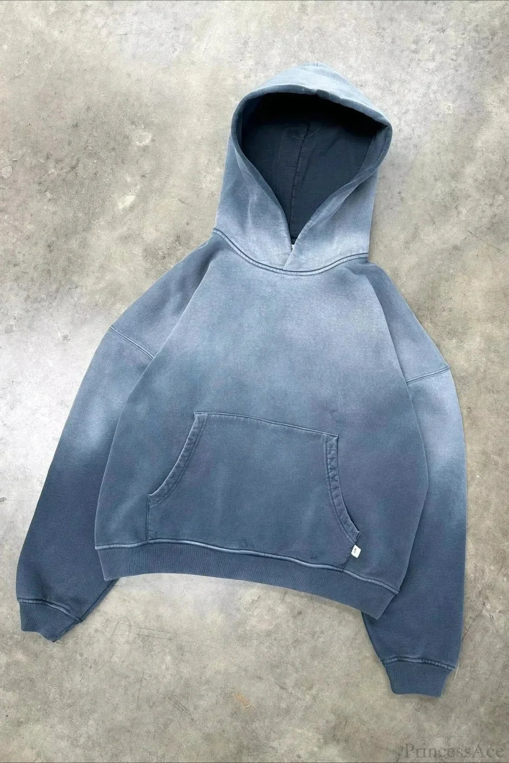 Graphic zip-up hoodie with hood, long sleeves and front pockets