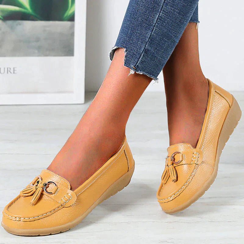 Women’s Decorative Tassel Moccasin Loafers
