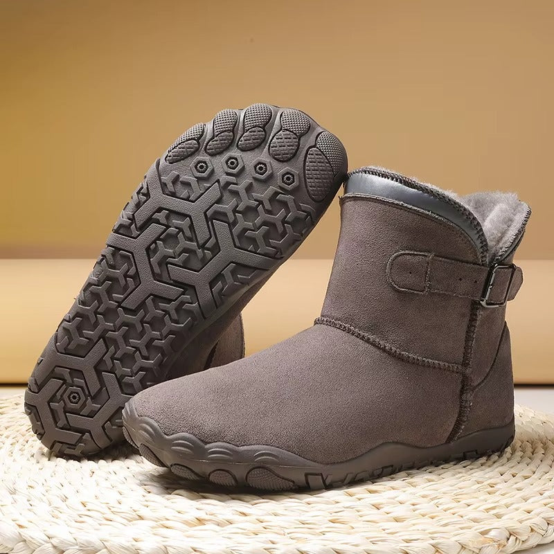 Unisex barefoot ankle boots with buckle straps, fleece lining and patterned flat soles