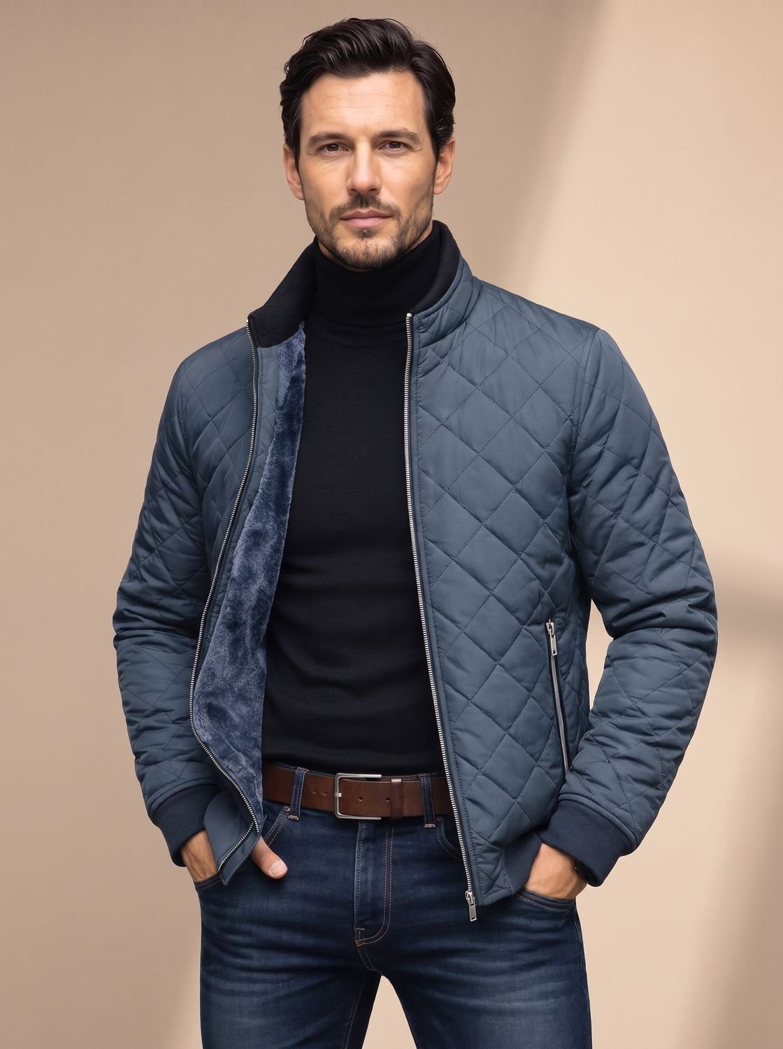 Men's diamond quilted jacket with stand collar, full zip and fleece-like lining