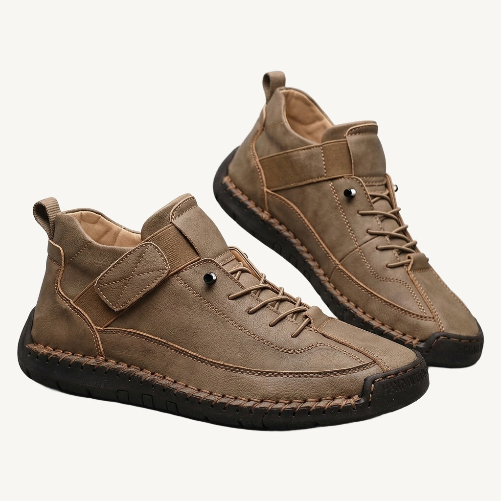 Women's high-top trainers with laces, ankle straps and stitched flat soles
