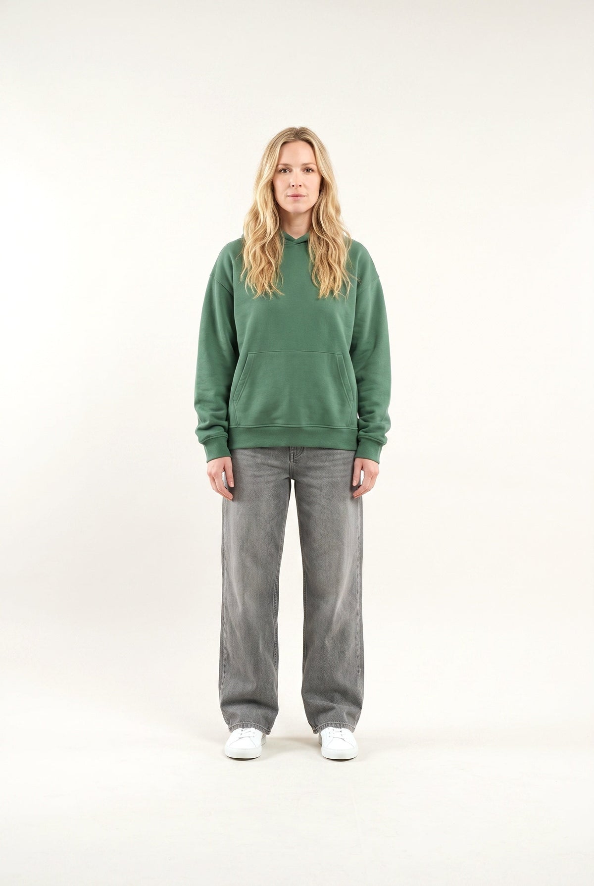 Women's oversized hooded hoodie with long sleeves and ribbed trims