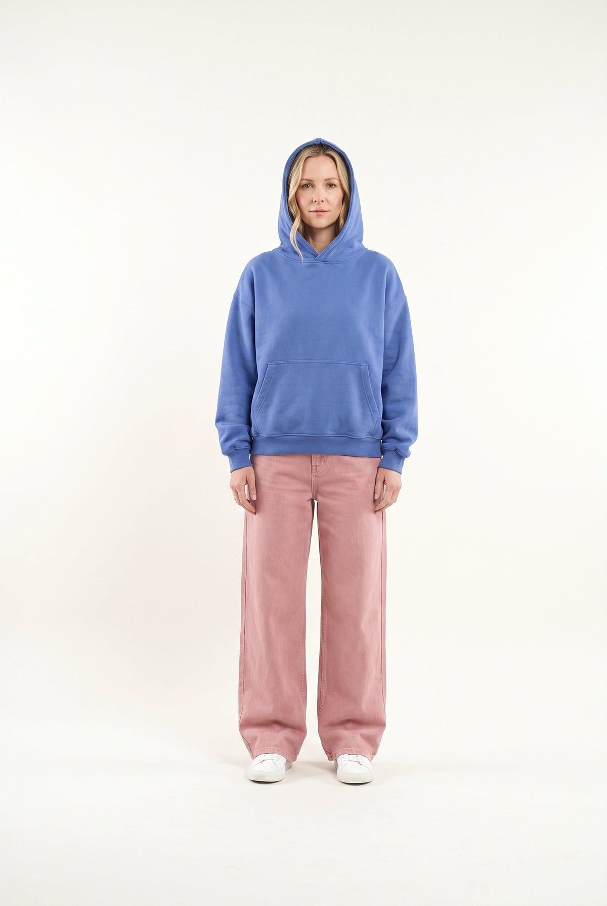 Women's oversized hooded hoodie with long sleeves and ribbed trims