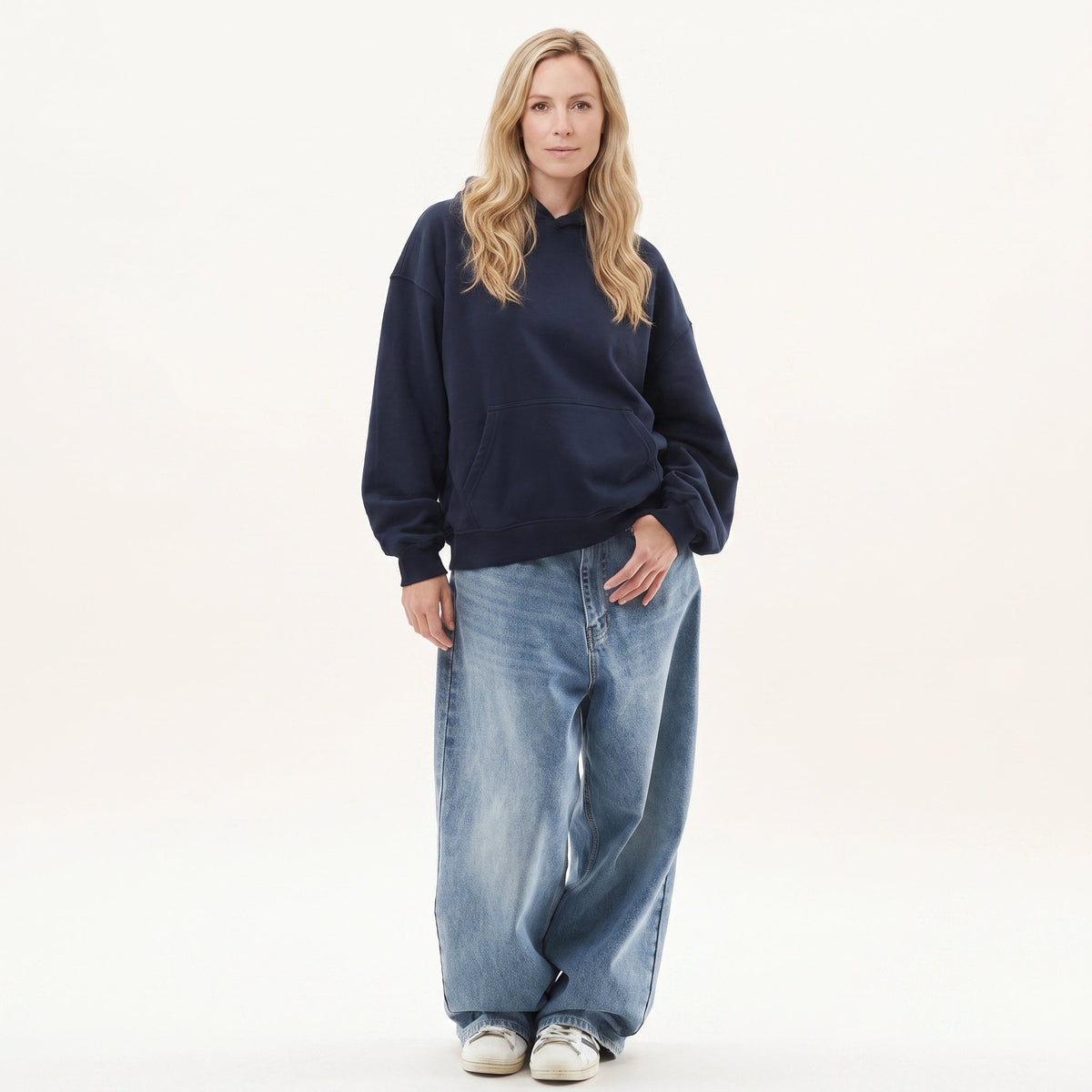 Women's oversized hooded hoodie with long sleeves and ribbed trims