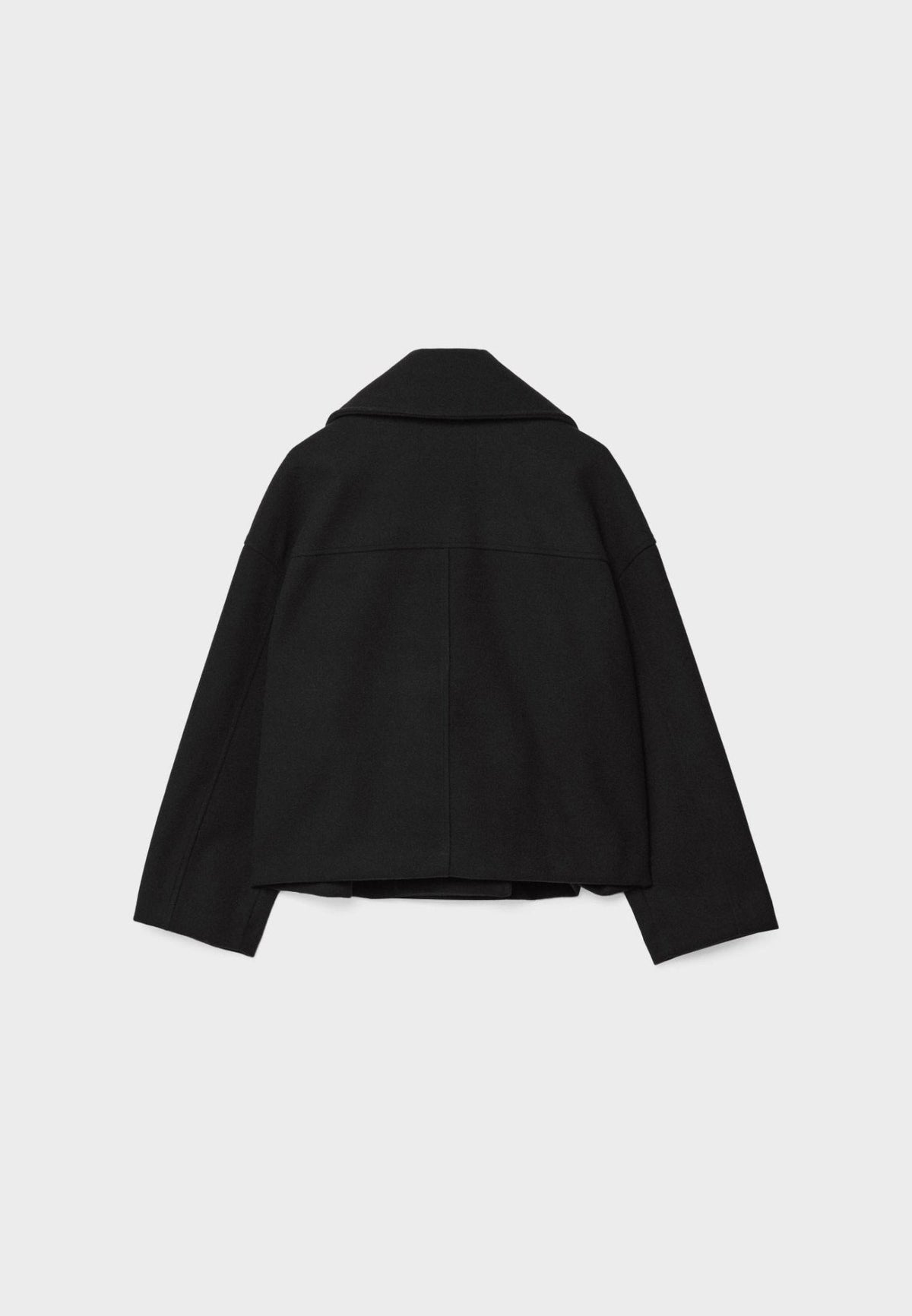 Women's cropped double-breasted jacket with wide lapels and welt pockets