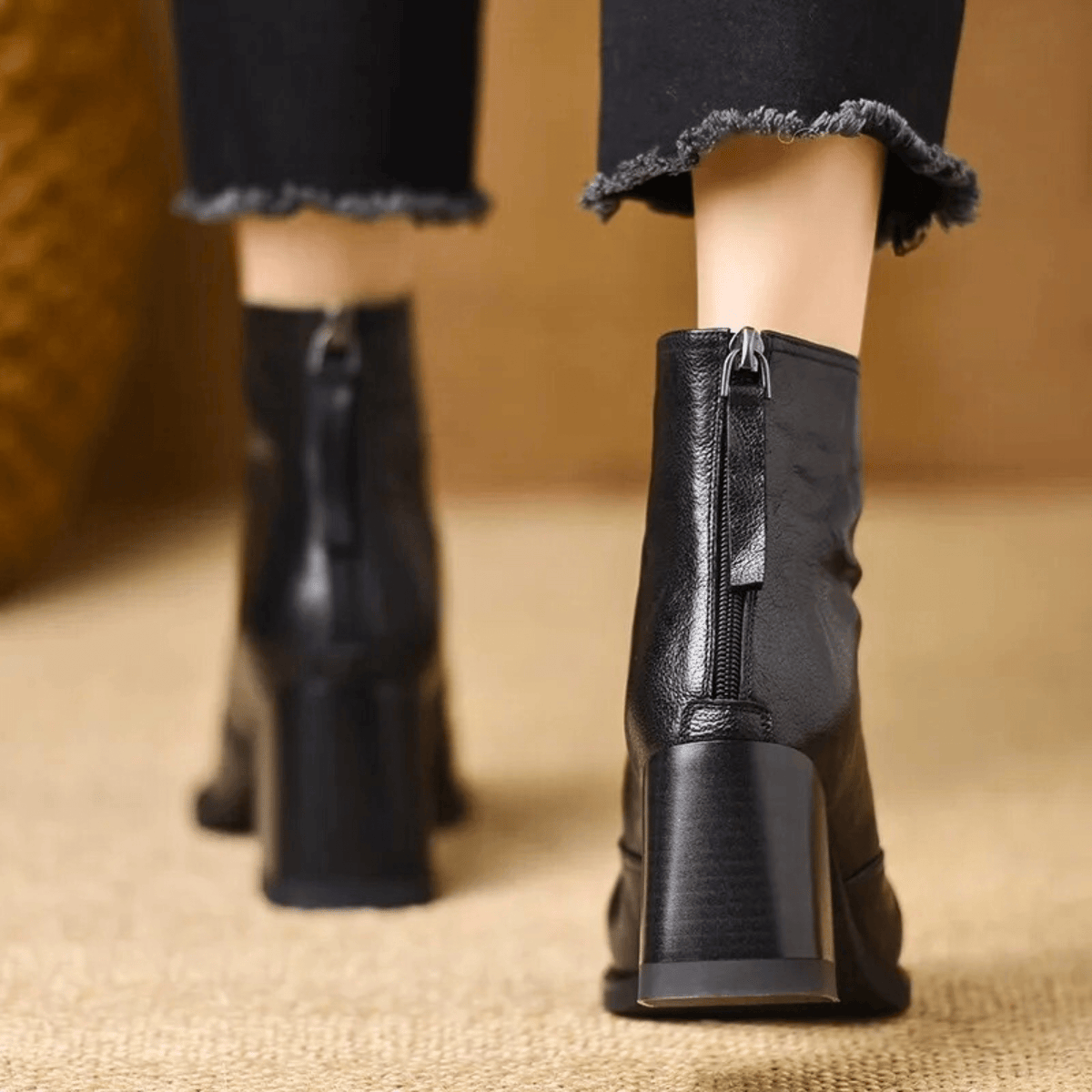 Women's ankle boots with pointed toes, elastic side panels and high block heels