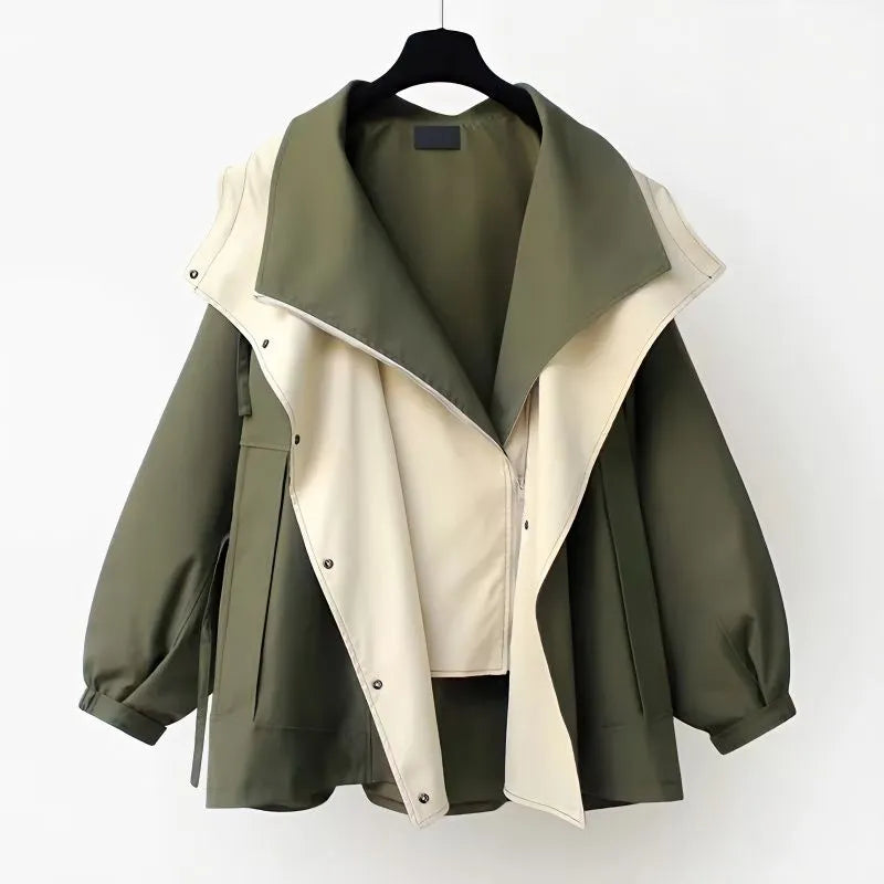 Women's colour block jacket with wide collar, long sleeves and front pockets