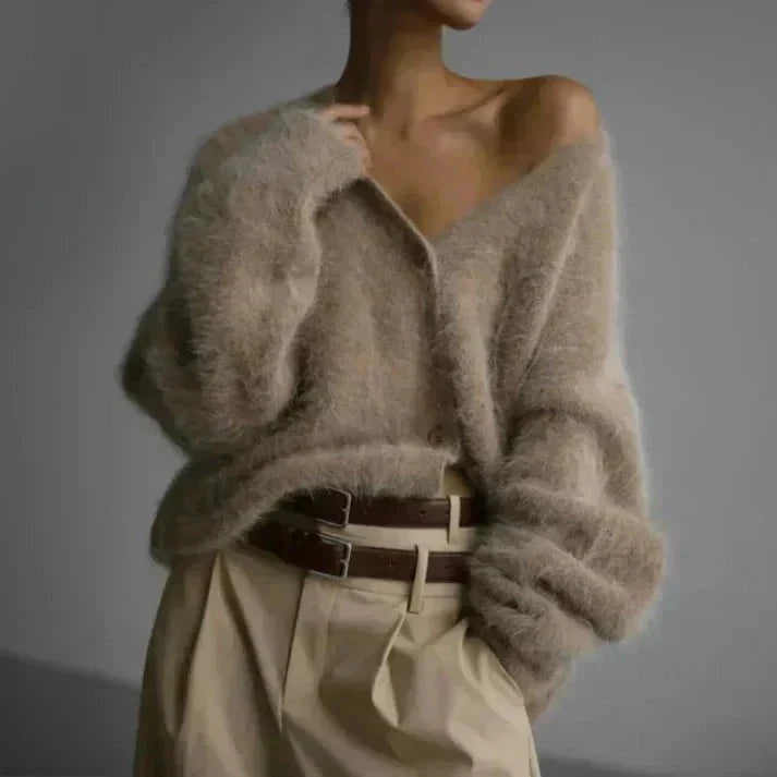 Women's V-neck knitted cardigan with long sleeves and button front
