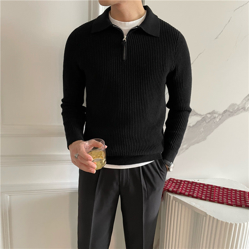 Men's textured collared sweater with half-zip fastening and long sleeves
