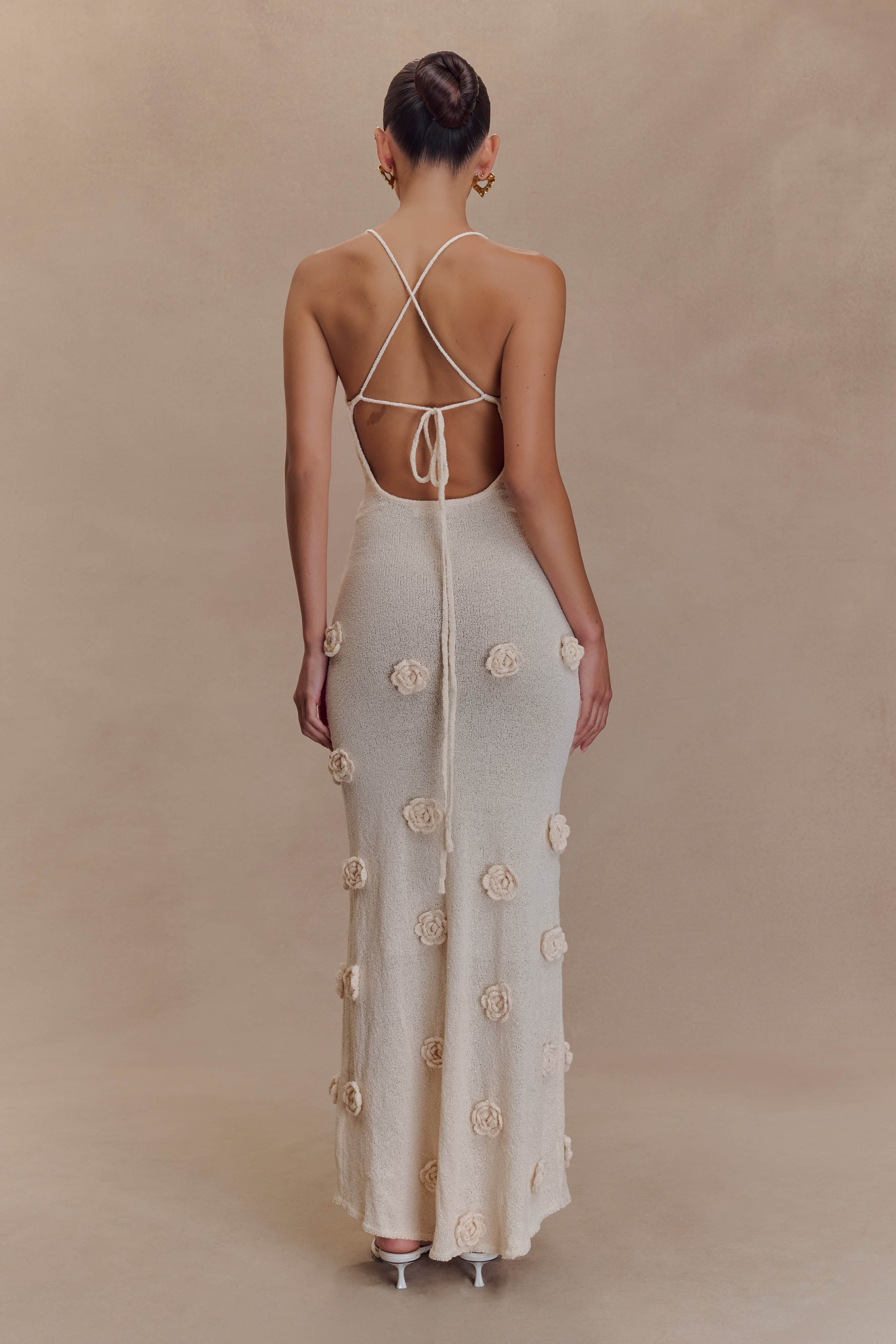 Women’s Floral Crochet Maxi Dress | Open Back Appliqué Knit Beach Occasion Dress