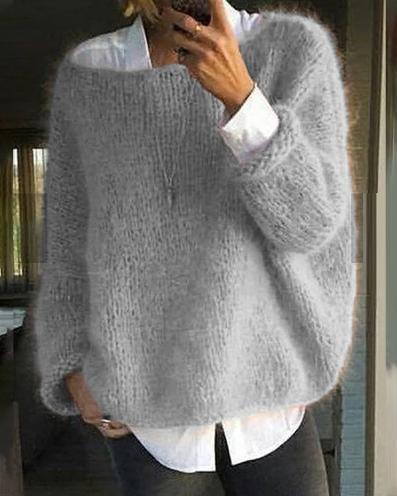 Women's textured knit jumper with round neck and long sleeves