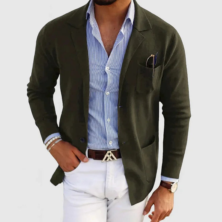 Men's long sleeve blazer with notched lapels, button front and pockets