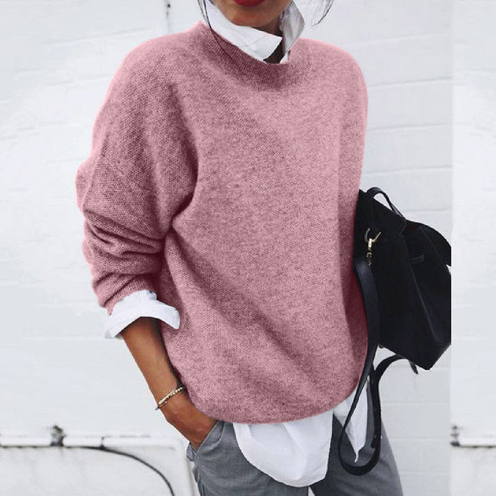 Women's plain crew neck jumper with long sleeves and relaxed fit