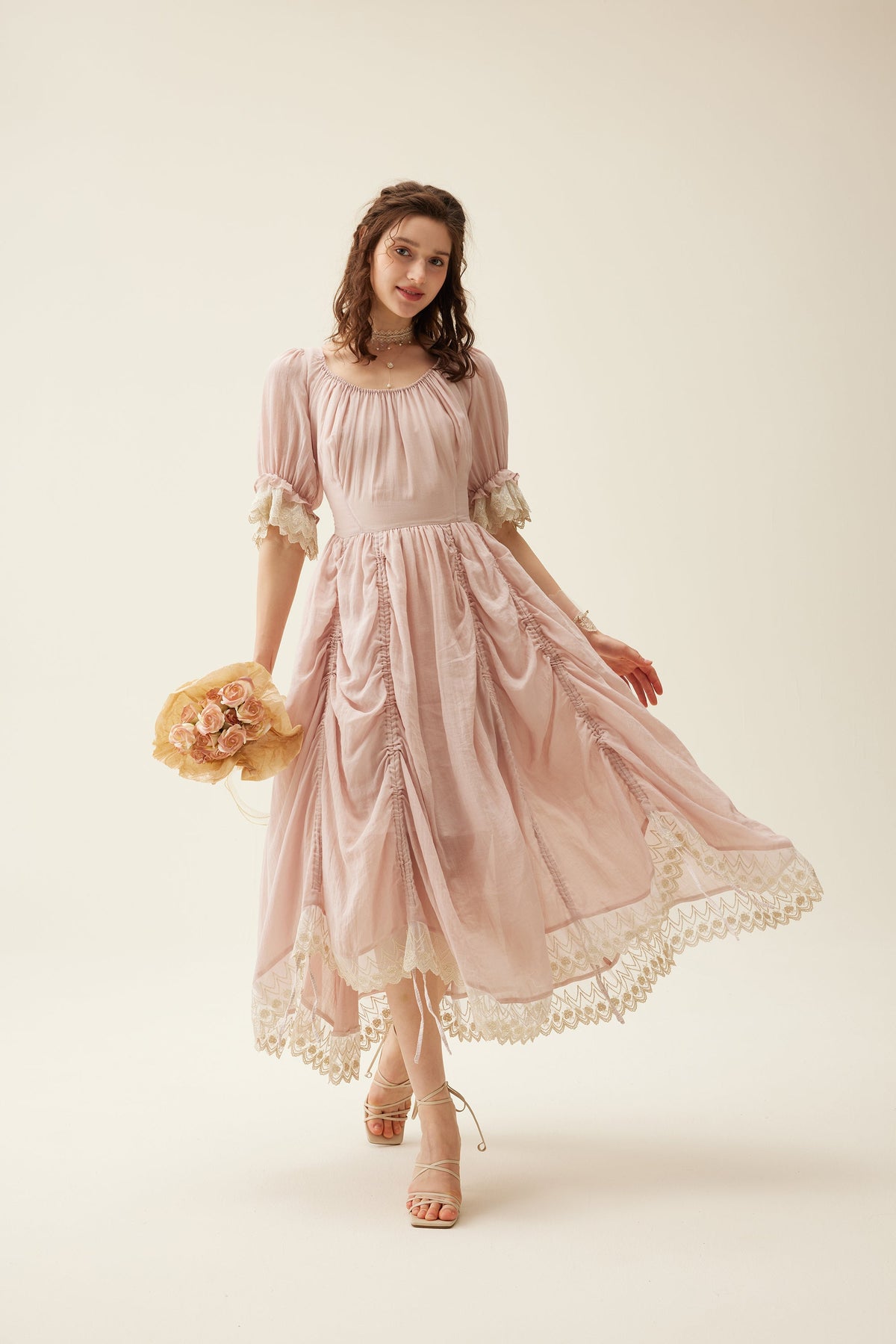 Women's floral maxi dress with puff sleeves and lace trim